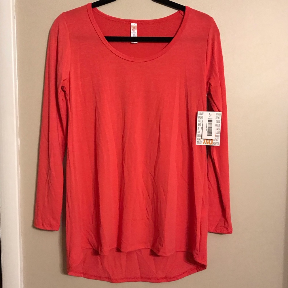 NWT Lynnae long sleeve XS (solid)